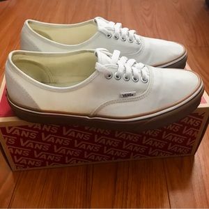 Vans Customs Authentics (Wide)